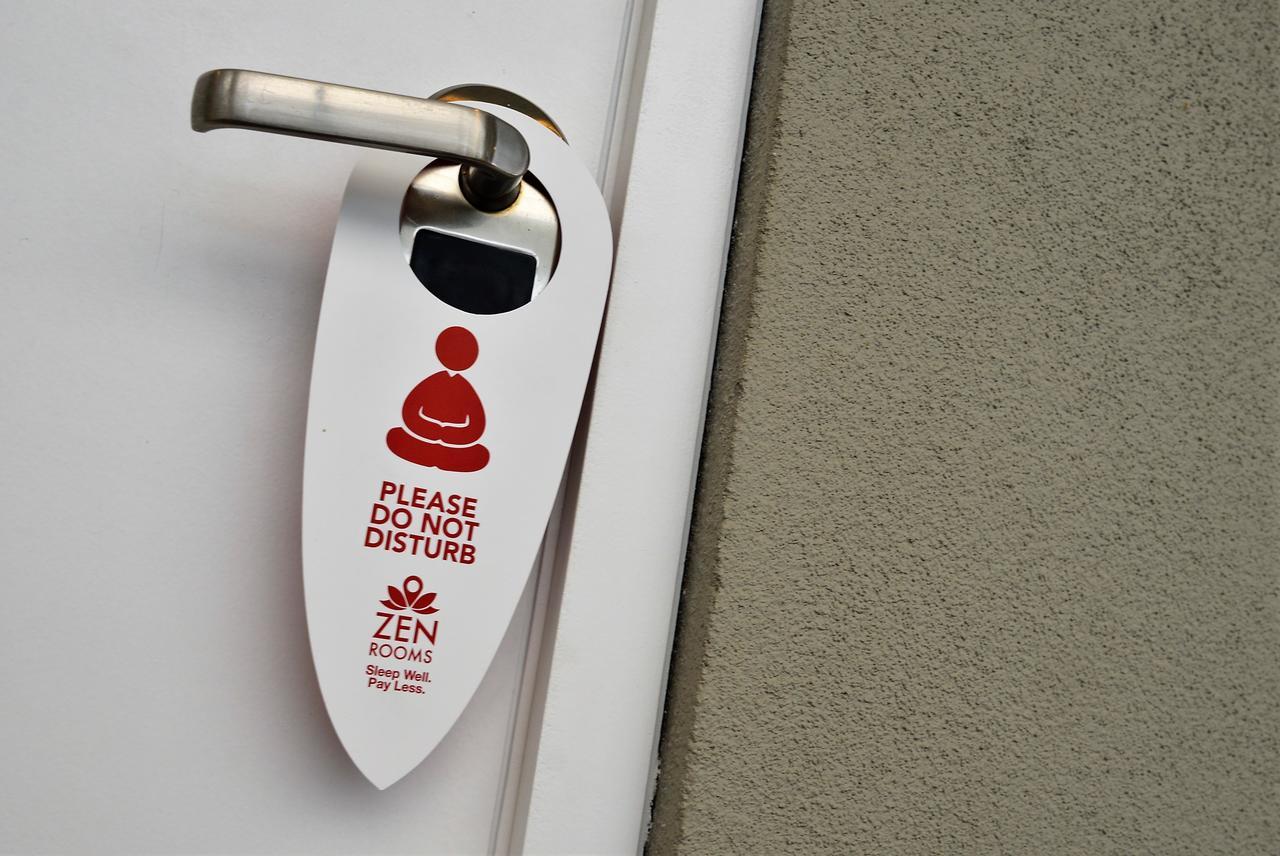 Zen Rooms Basic Kualanamu เมดาน ภายนอก รูปภาพ