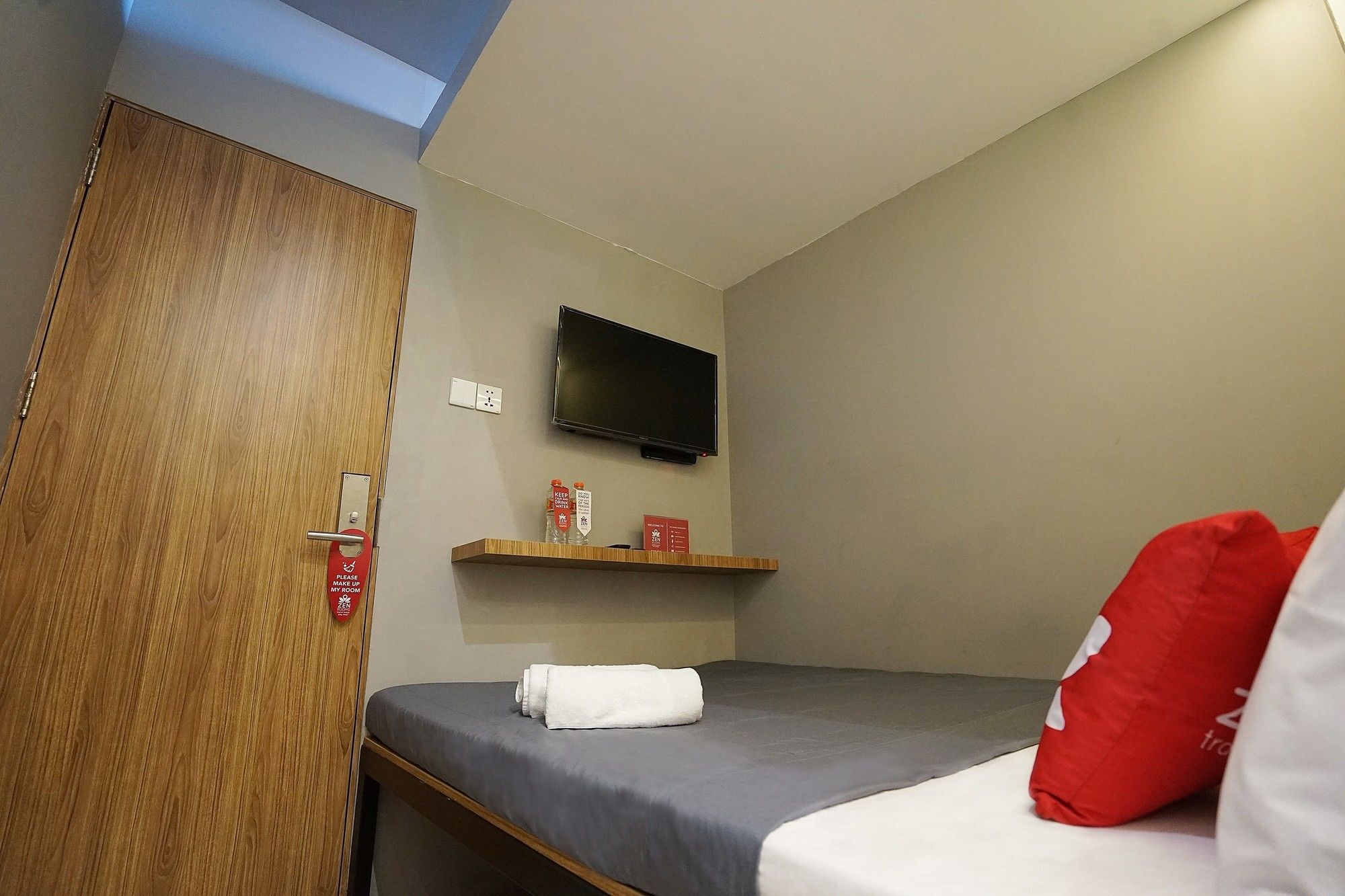 Zen Rooms Basic Kualanamu เมดาน ภายนอก รูปภาพ